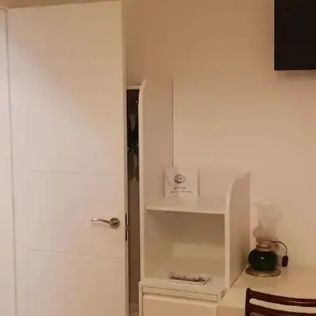 홈스테이 Ubicacion Perfecta/bano Privado *