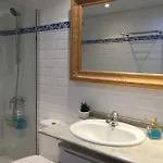 Ubicacion Perfecta/baño Privado Habitación en casa particular *